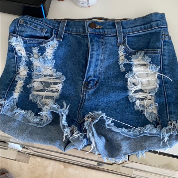 vibrant High Rise Denim Shorts- size small - Picture 1 of 2